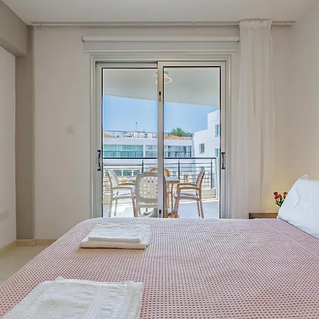 アパート Stylish One-bedroom Sea Retreat *