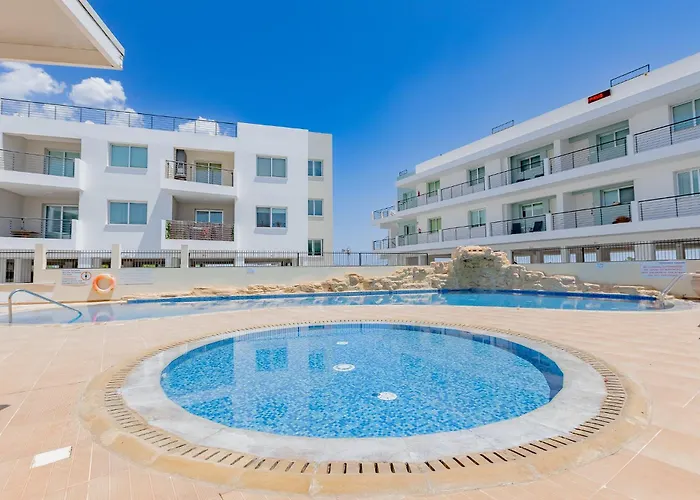Apartmán Stylish One-bedroom Sea Retreat Paralimni